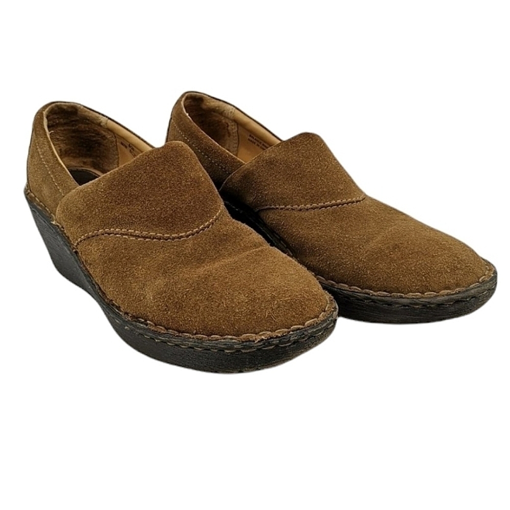 Born Concept Women's 8 Brown Leather Clogs with Cushioned Arch Exposed Stitch